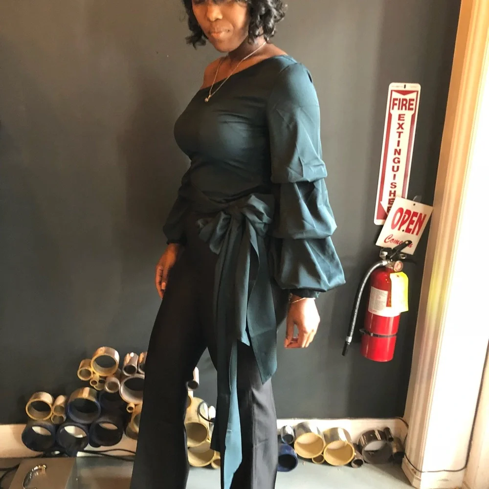 Too - Picture 3 of 3